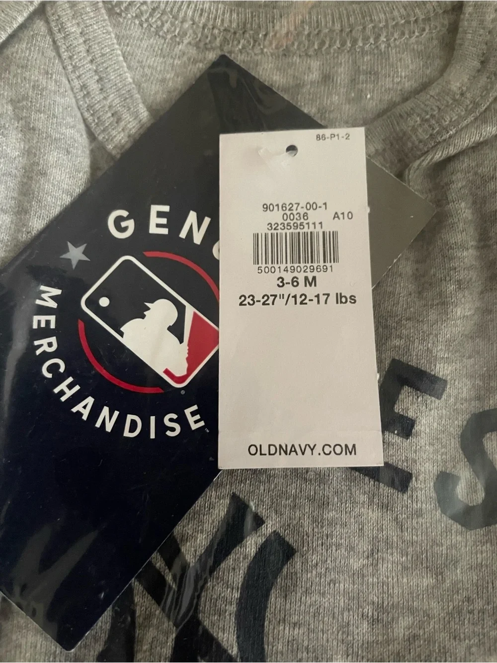 New York Yankees one piece size 3-6 months.